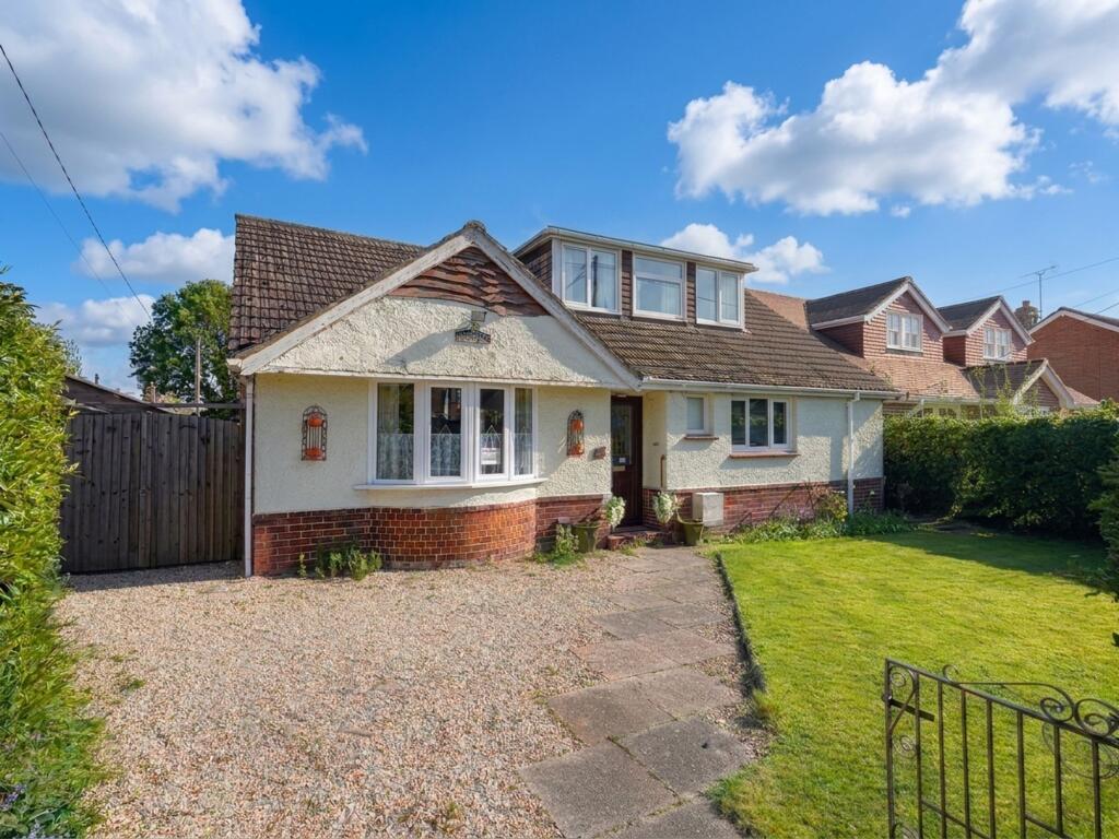 Main image of property: West Road, Dibden Purlieu, SO45