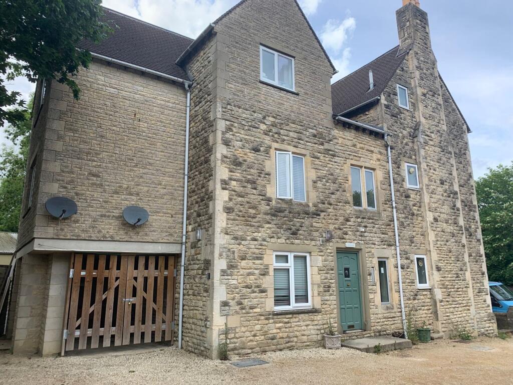Main image of property: Somerford Road, Cirencester, Gloucestershire, GL7