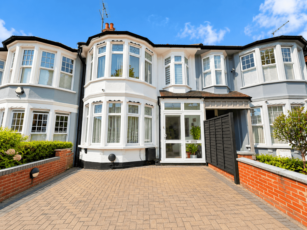 3-bed terraced on Berkshire Gardens, N13, £730,000
