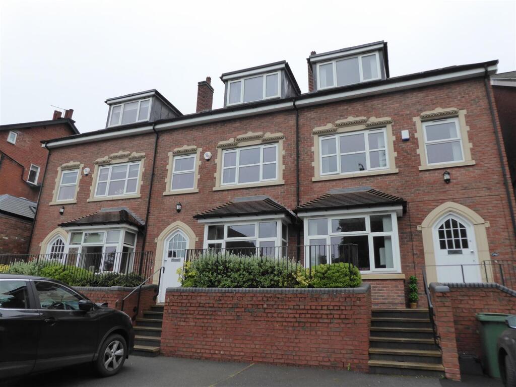 Main image of property: Vernon Road, Birmingham, B16 9SH