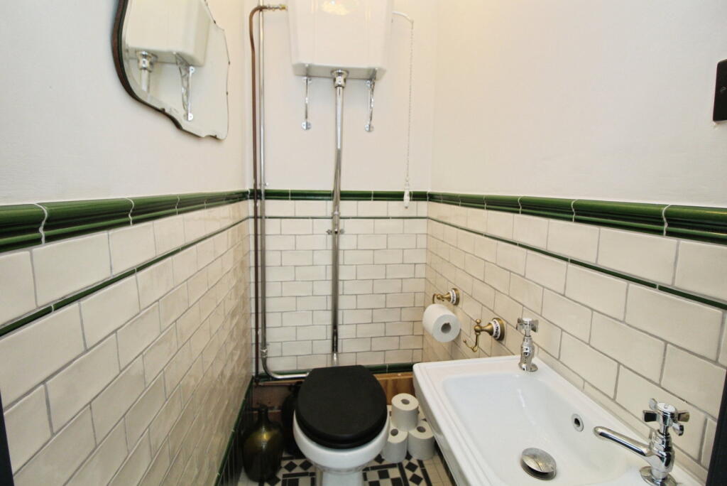 House in Newcastle upon Tyne - More