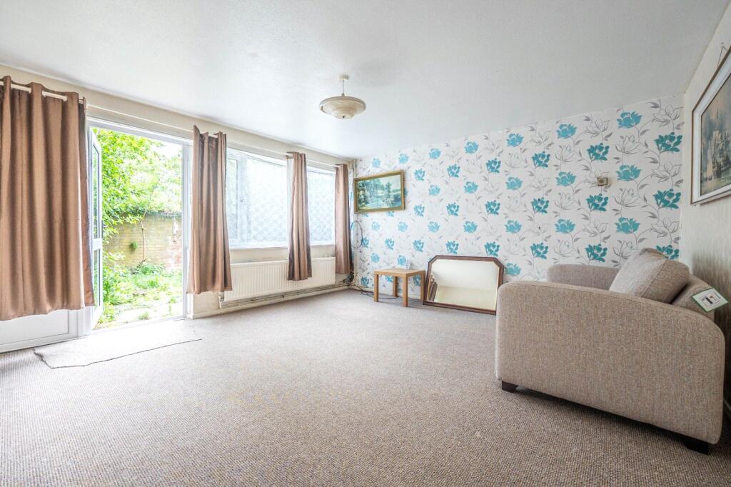 Main image of property: Langdale Close, Bletchley, Milton Keynes, MK2