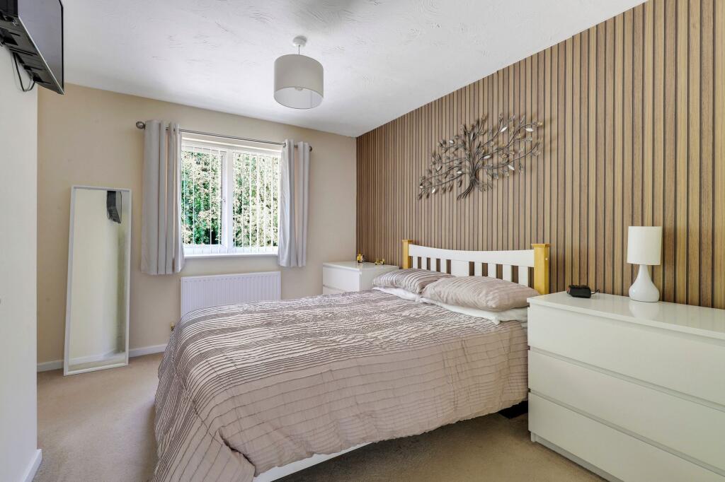 House in Nottingham, Highbury Vale - More
