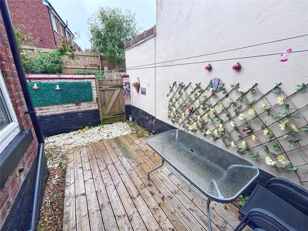 Radclyffe Street, Middleton, Manchester, M24 photo 2