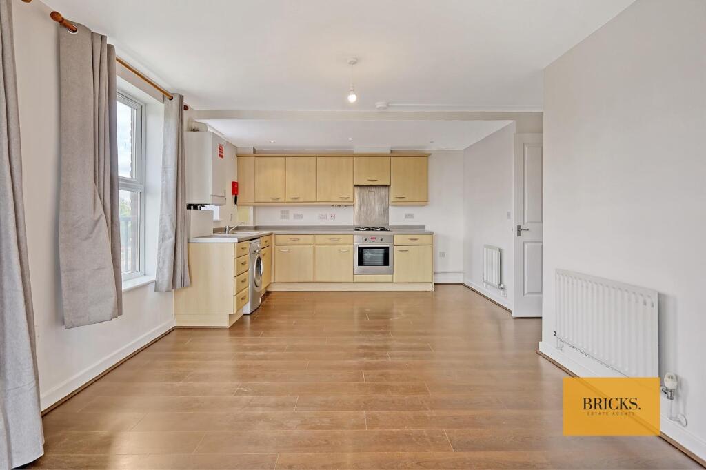 Apartment in London - View 3