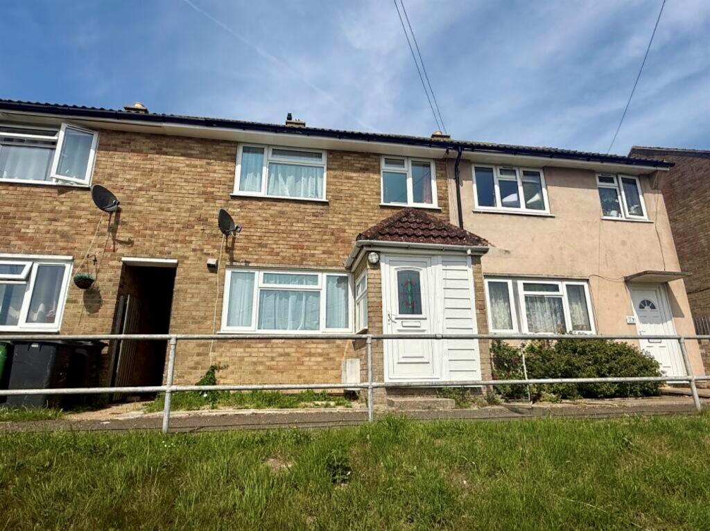 Main image of property: Mendip Gardens, Hastings