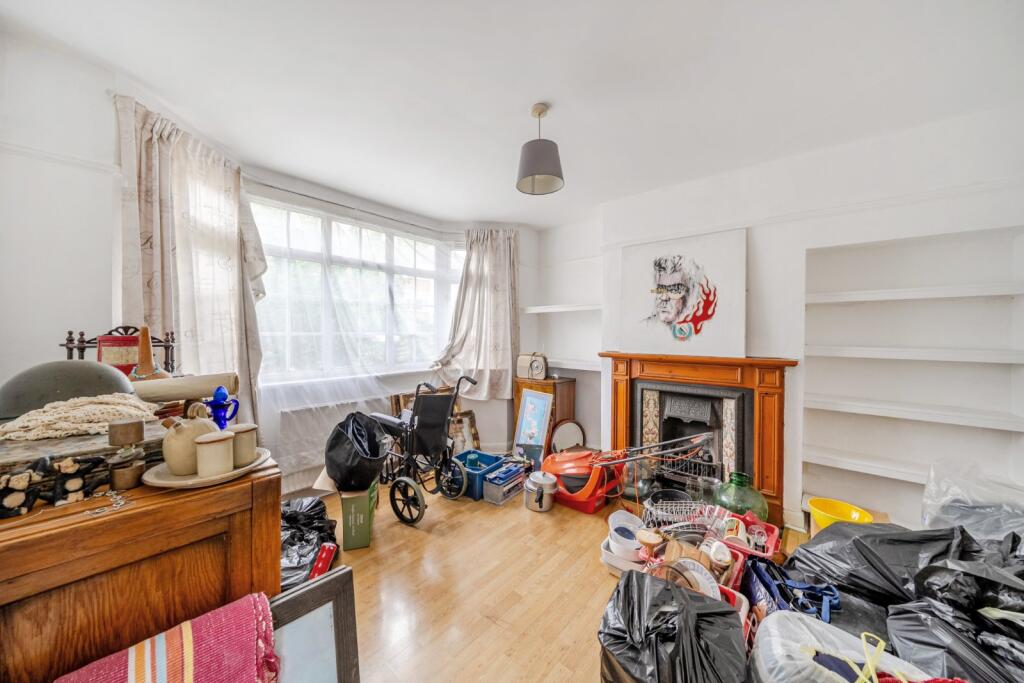 House in London, Colney Hatch - View 6