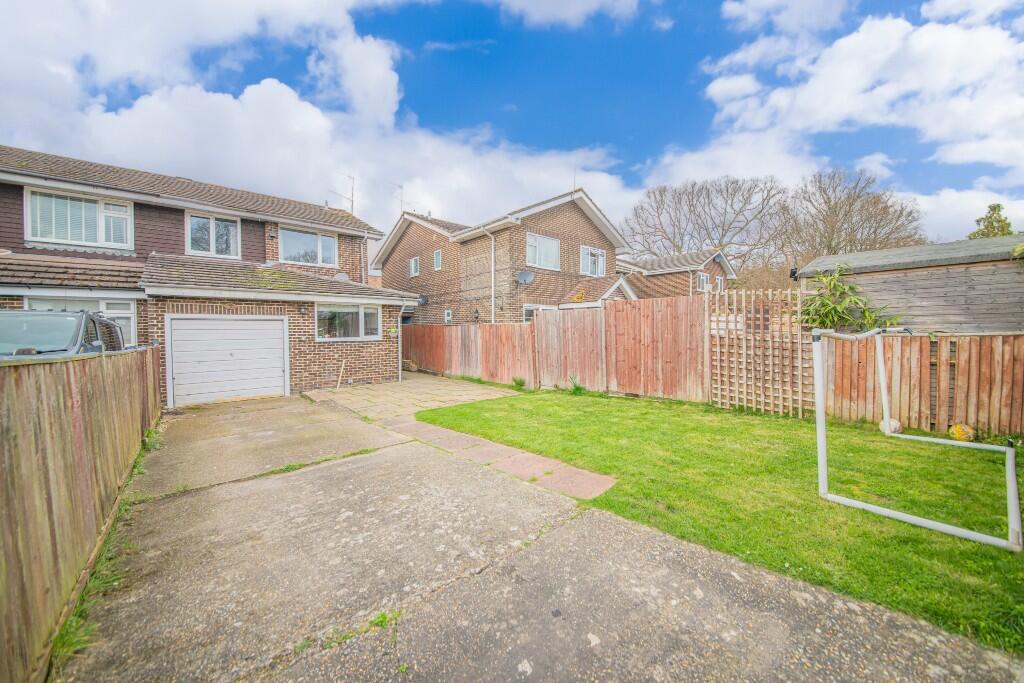 Main image of property: Otter Close, Bishopstoke, Eastleigh, SO50