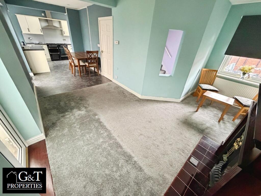 House in Dudley, West Midlands - View 4