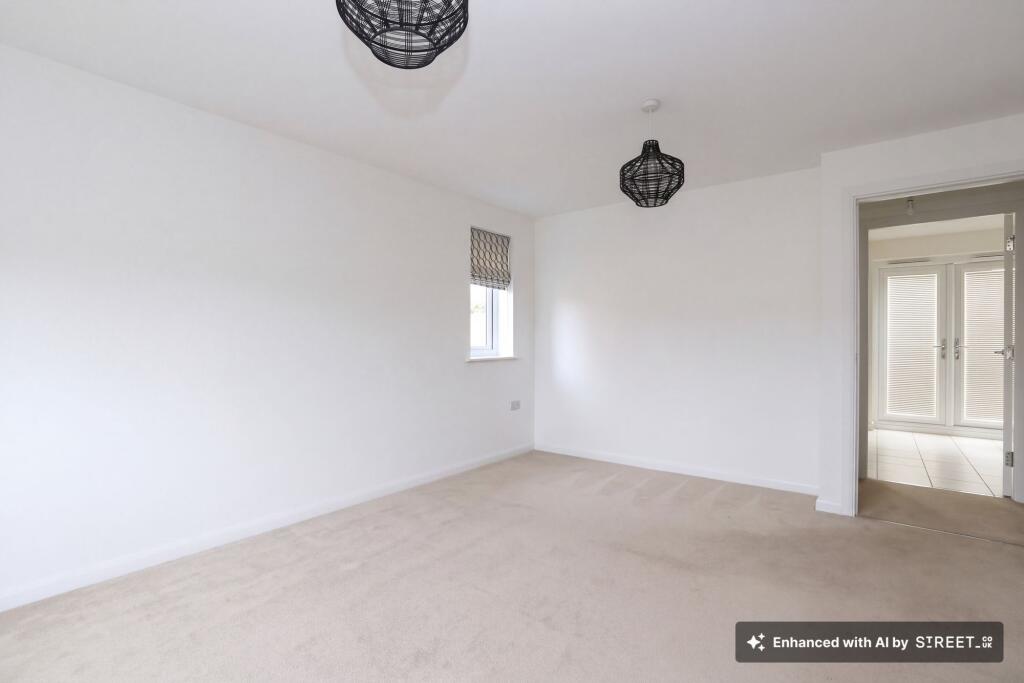 House in Leicester - More