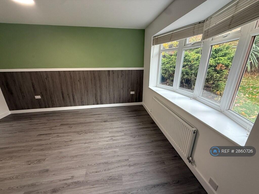 Additional image 3 of Foxlydiate Crescent, Redditch, B97