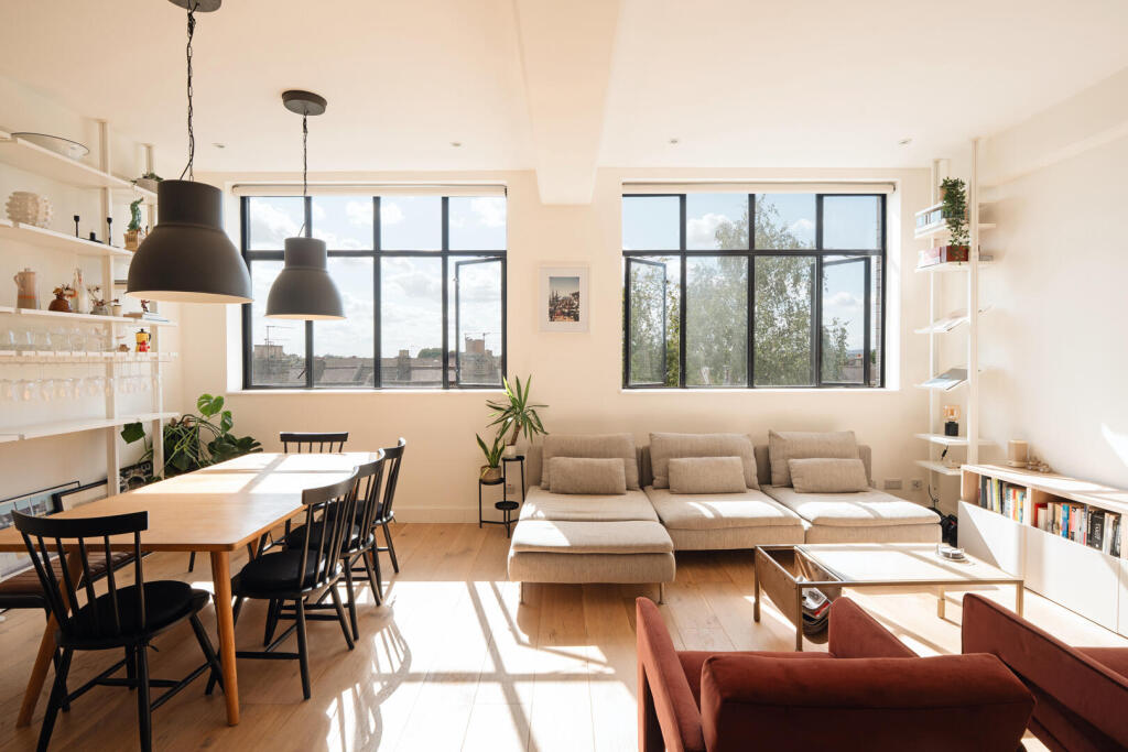 Main image of property: 1A Jedburgh Road, London