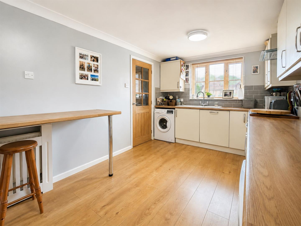 House in Milton Keynes, Monkston, Kents Hill, Monkston and Brinklow - View 5