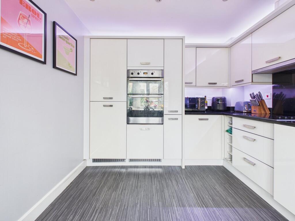 House in Weston-super-Mare, North Somerset - View 5