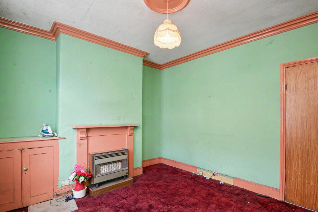 House in Nottingham - View 4