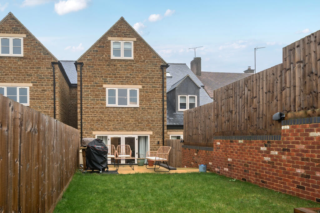 Main image of property: Cumberford Hill, Bloxham, OX15