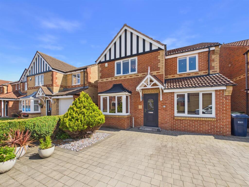 Main image of property: Meadow Rise, Low Fell, Gateshead