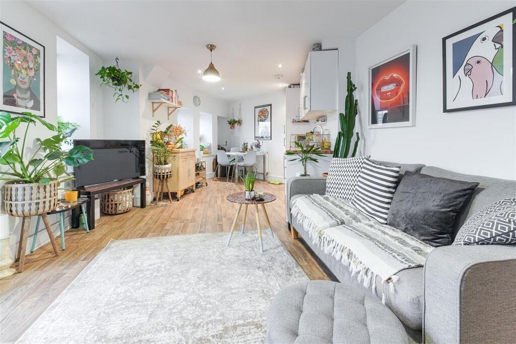 Main image of property: Lordship Lane, London