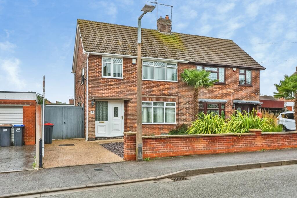 Main image of property: Westville Drive, Hucknall, Nottingham, Nottinghamshire, NG15