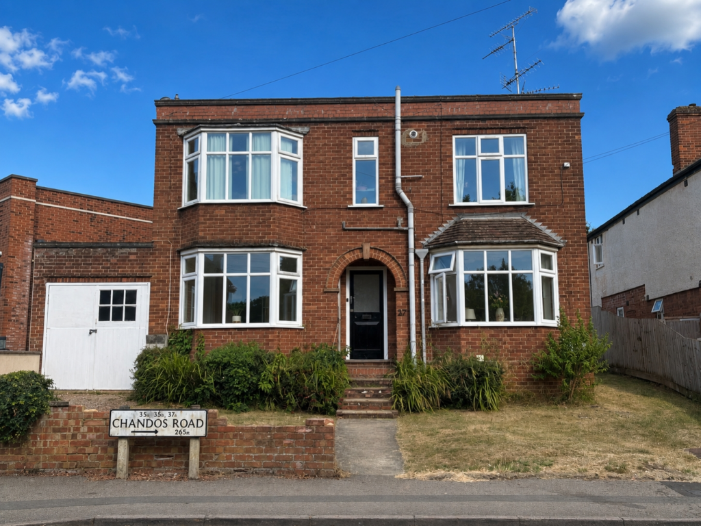 Main image of property: Chandos Road, Buckingham, Buckinghamshire, MK18