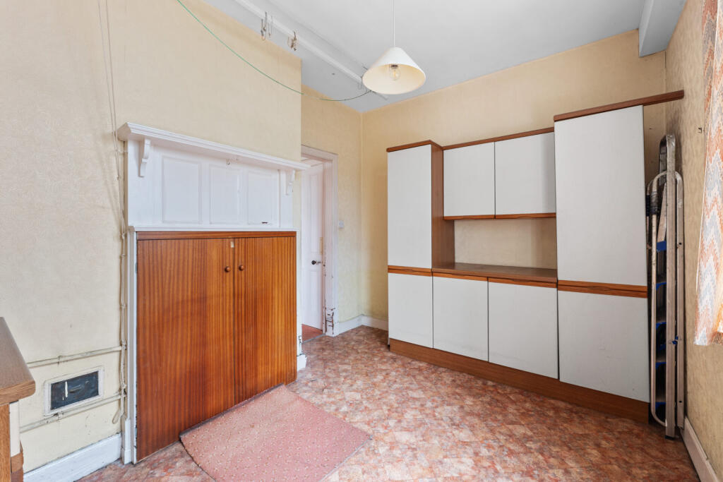 House in Glasgow, Drumby, South Williamwood - View 4