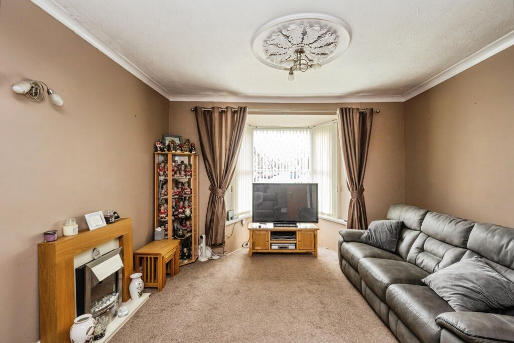House in Pontarddulais - View 5