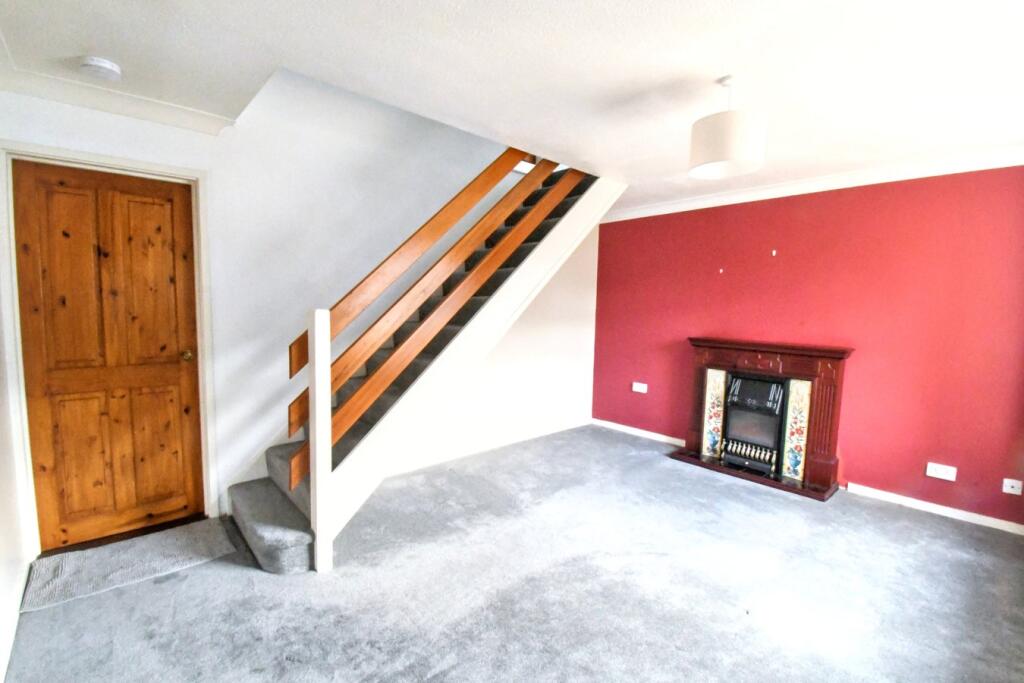 Eastdale Close, Kempston, Bedford, MK42 photo 2