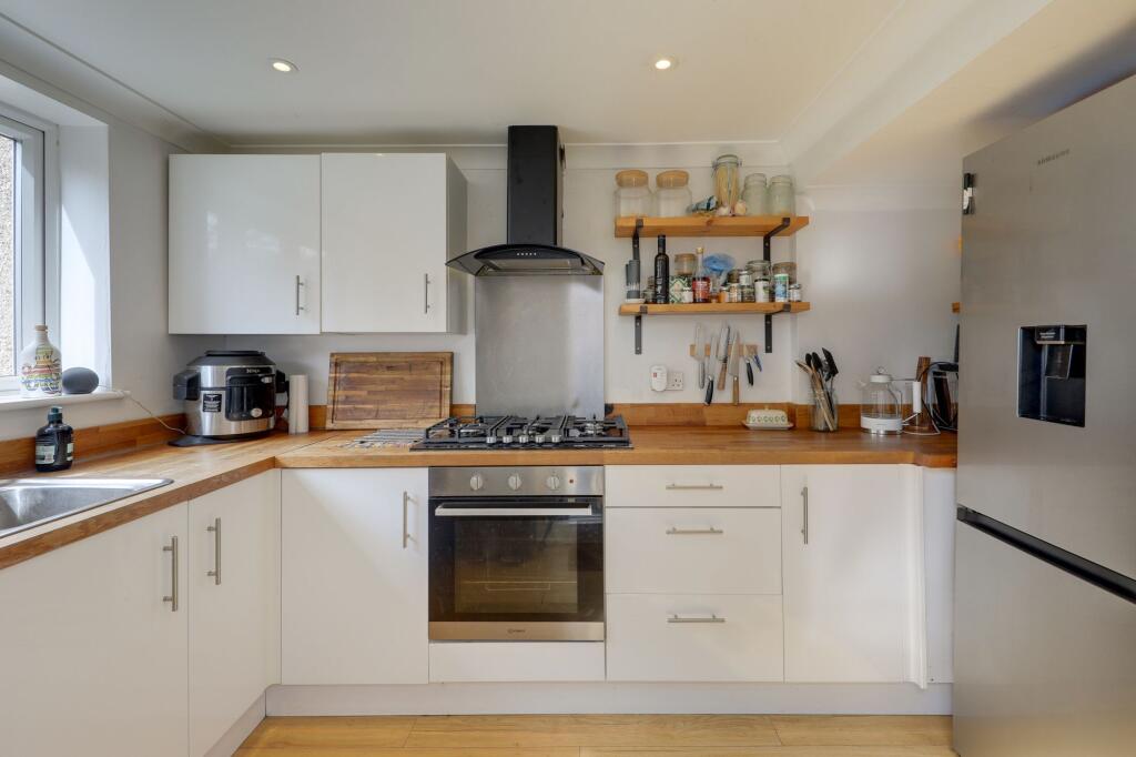 House in London - View 4