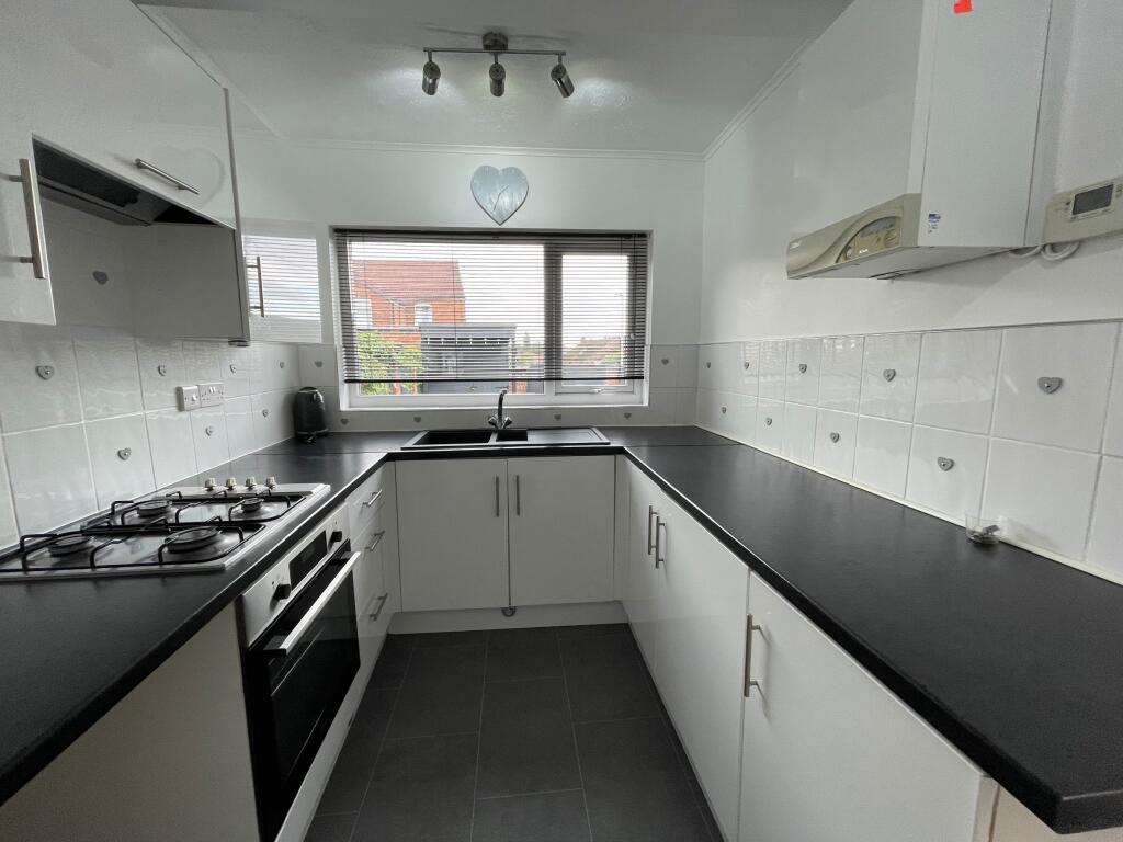Hungerford Avenue, Crewe photo 2