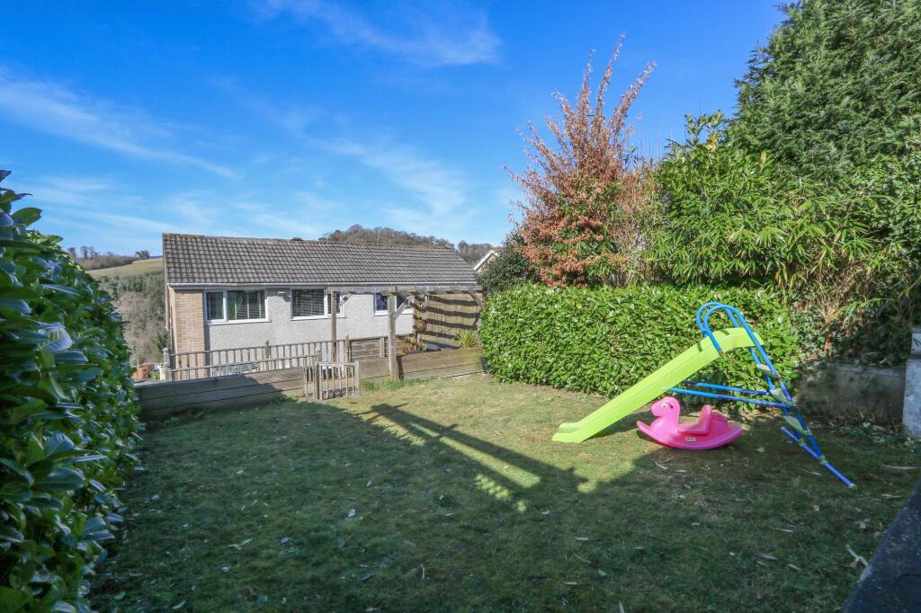 Holly Park Drive, Plymouth, PL5 - View 4