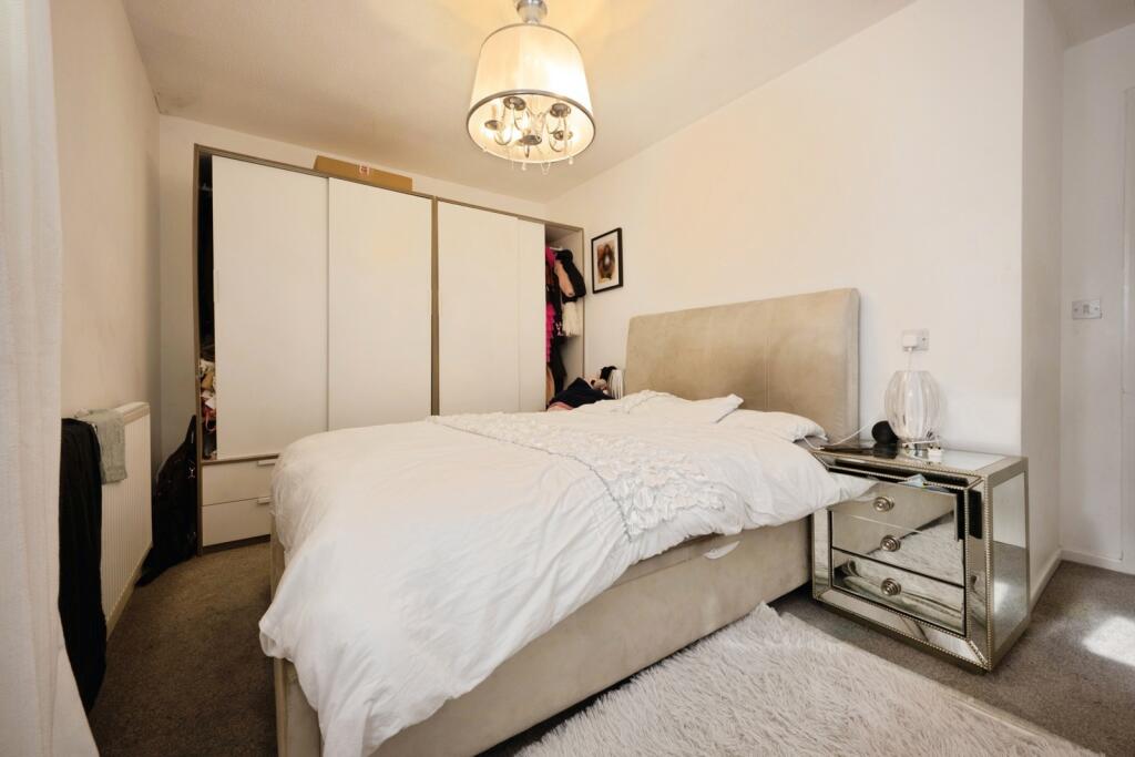House in Milton Keynes - View 5