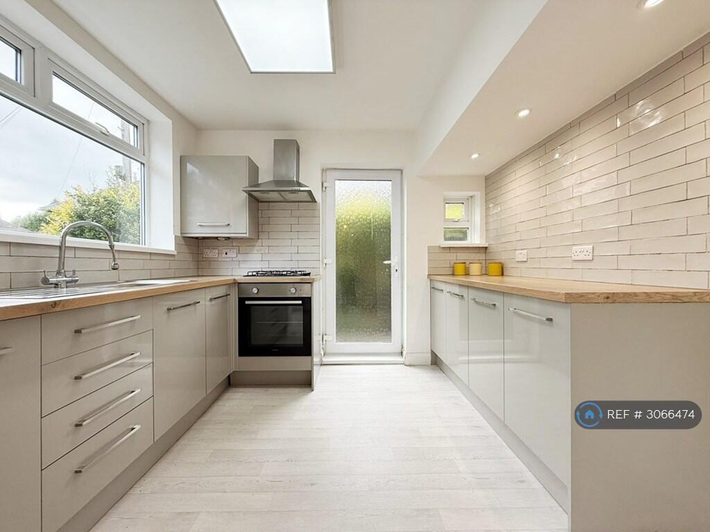 Main image of property: Manchester Road, Audenshaw, Manchester, M34