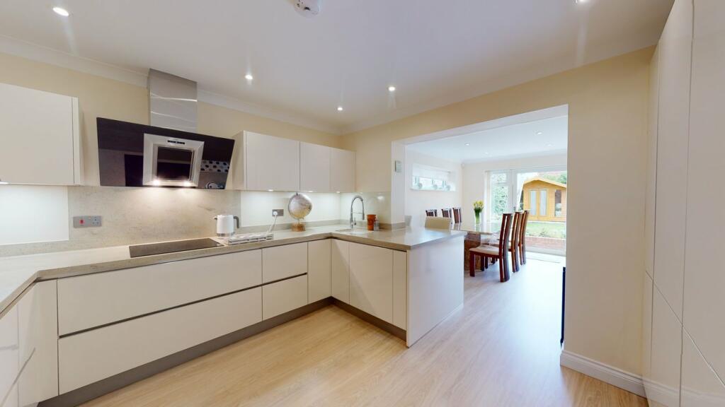 18, Carr Lane photo 2