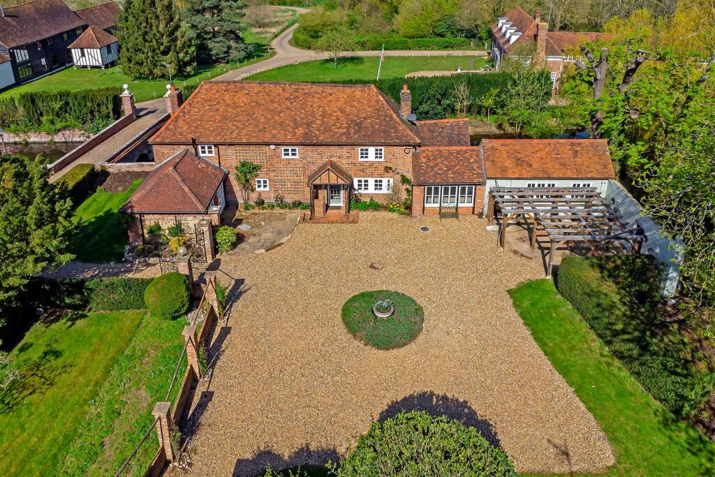 Additional image 12 of Nell Gwynn Cottage, London Colney, St. Albans