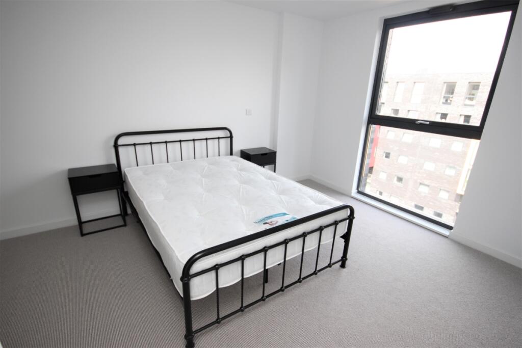 Apartment in Manchester - View 5