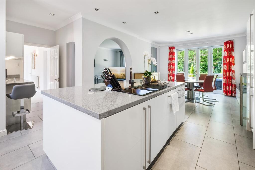 Additional image 11 of Selwyn Walk, Little Aston, Sutton Coldfield