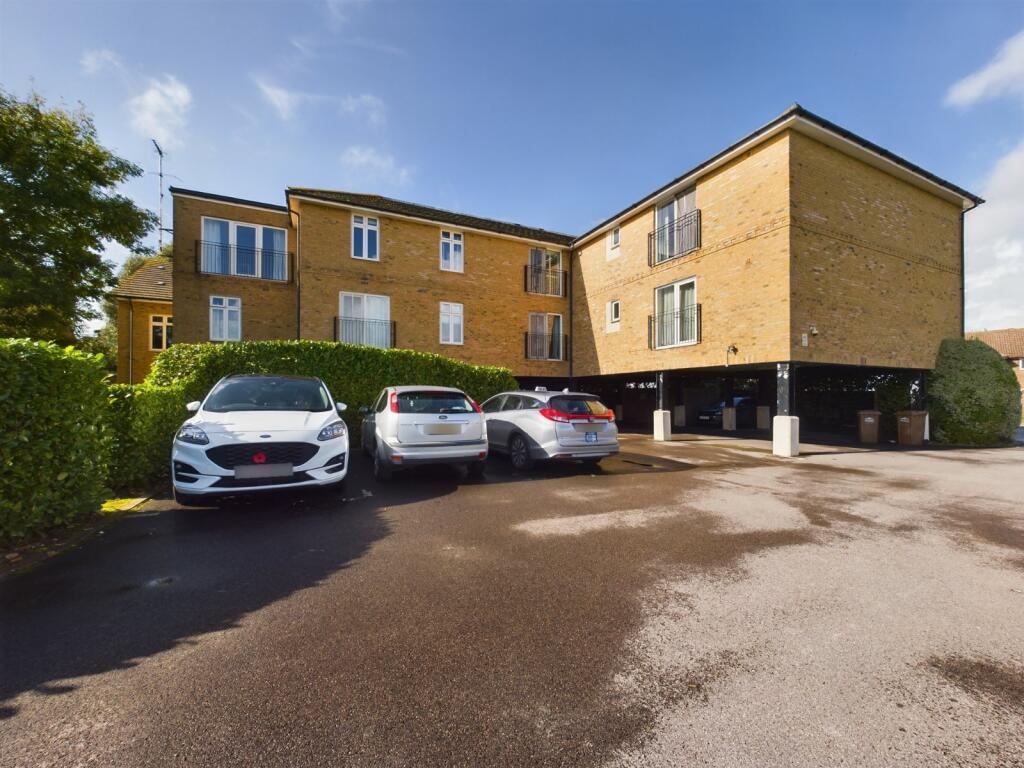 Main image of property: London Road, Ashford, Surrey, TW15