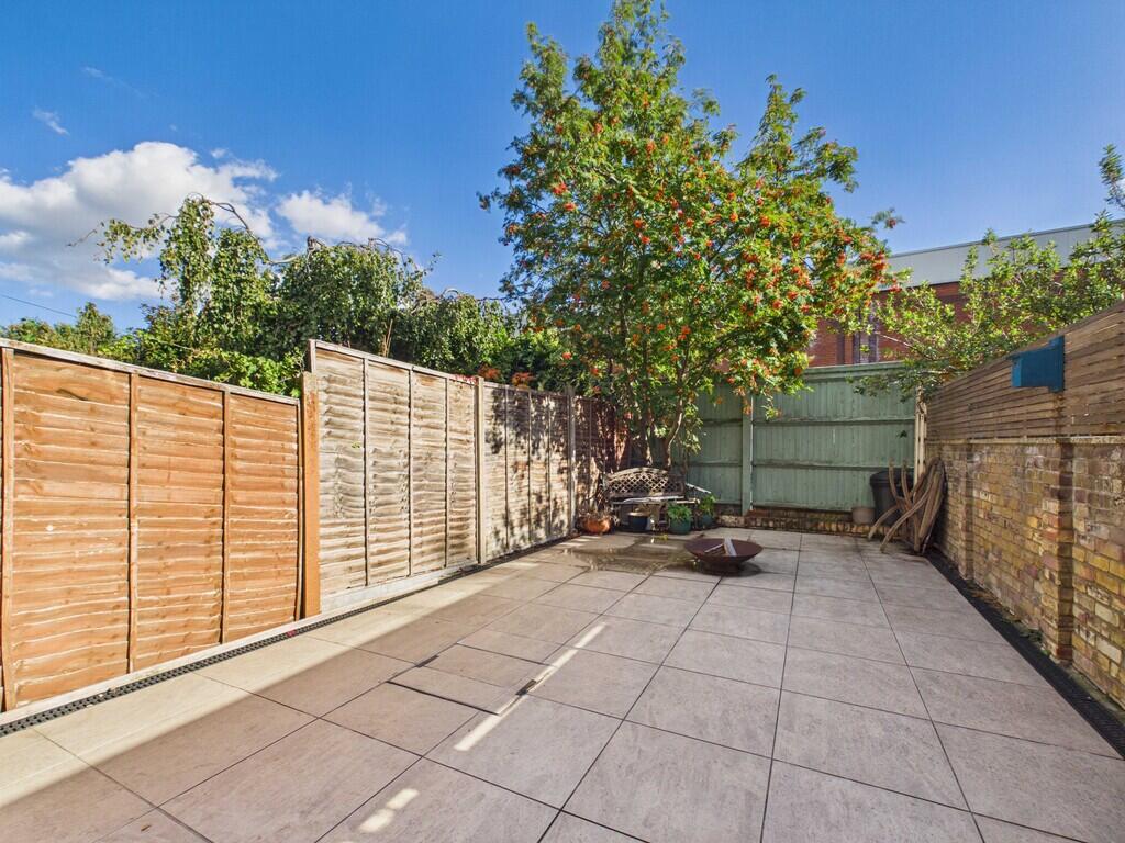 House in London, Bermondsey Spa, Old Kent Road - View 5