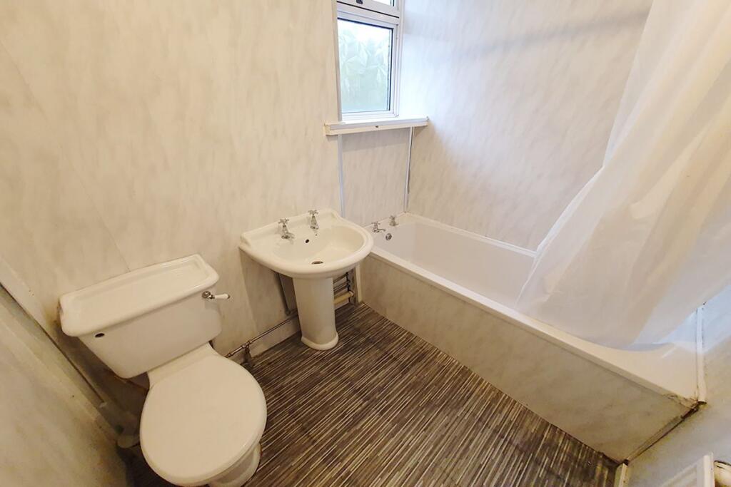 Apartment in Glasgow - More