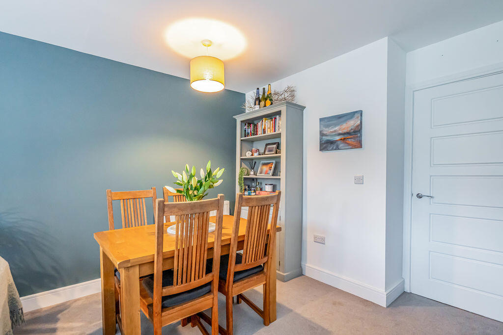 House in Chichester, Nutbourne, Chidham and Hambrook - More