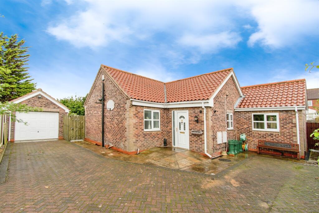 Main image of property: Redhill Avenue, Castleford