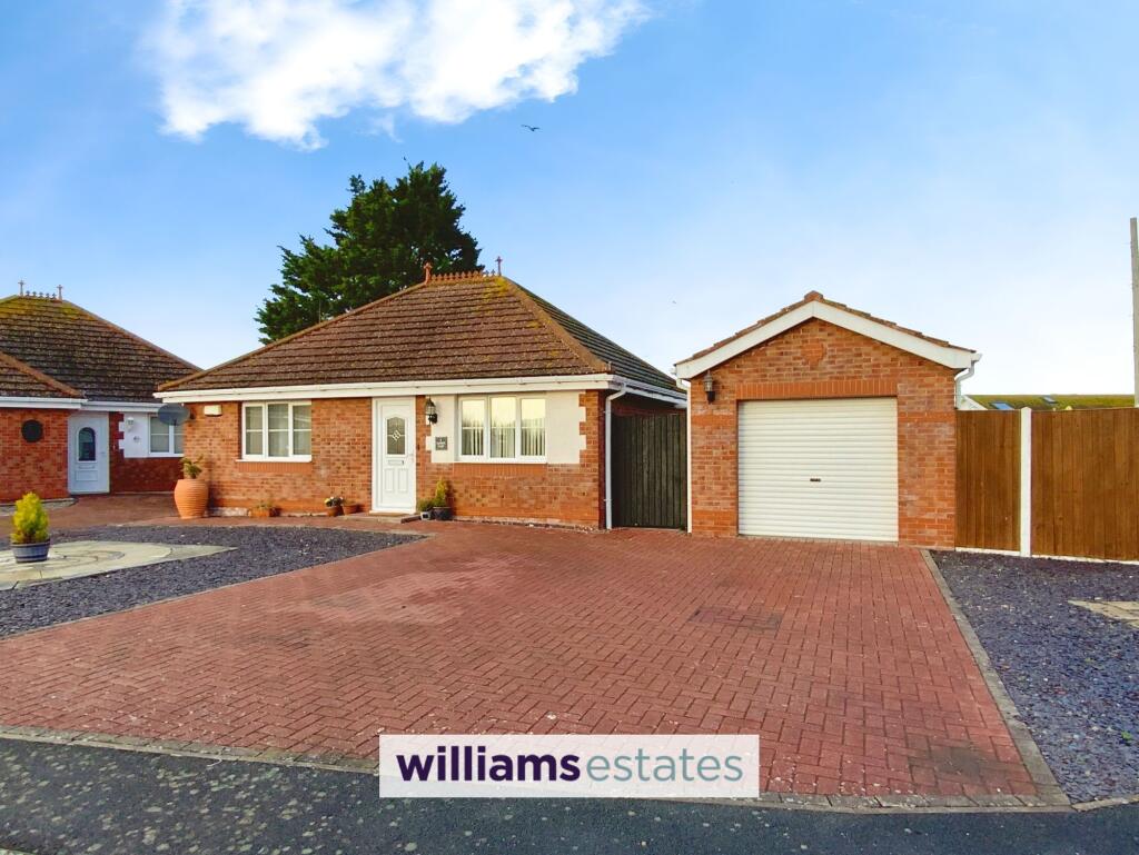 Main image of property: Summer Court, Towyn, LL22