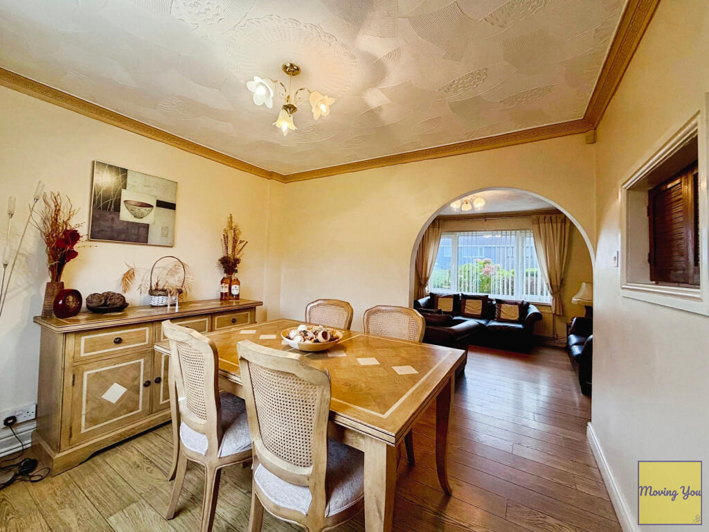 House in Swansea, Penderry - More