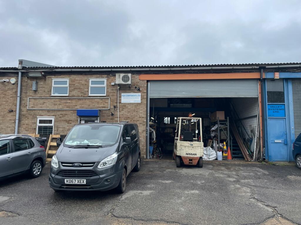 Unit B8 Crabtree external