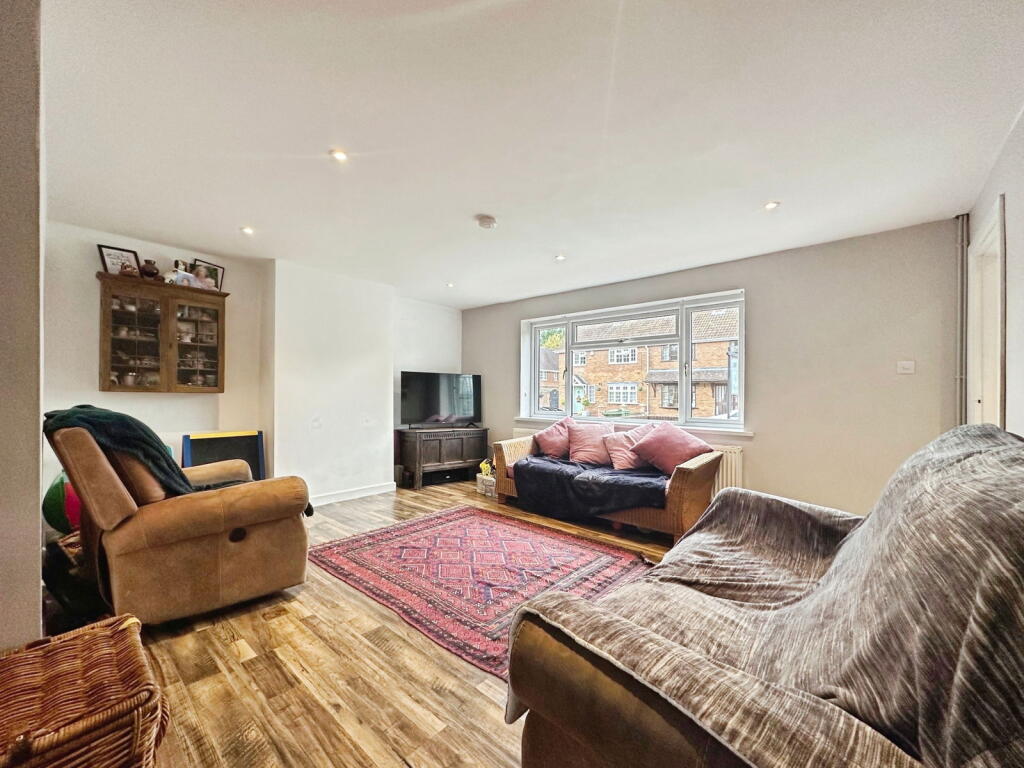 15, Arps Road, Codsall, Wolverhampton, WV8 1SH photo 2