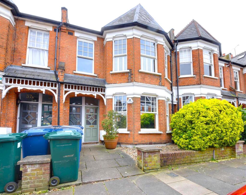Main image of property: Sedgemere Avenue, East Finchley, N2