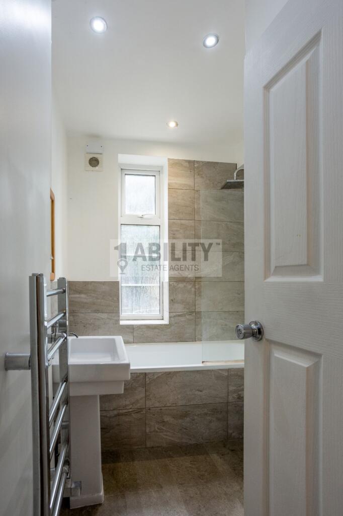 3 bedroom flat for rent