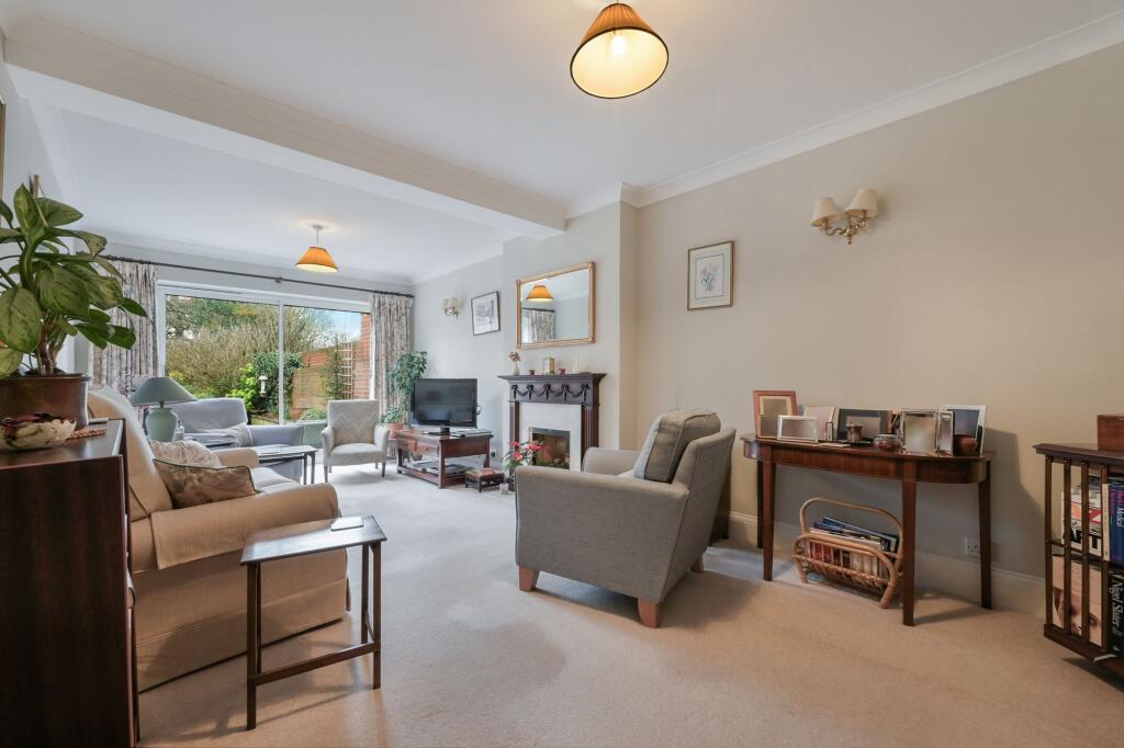 Ewell Road, Long Ditton, KT6 photo 2