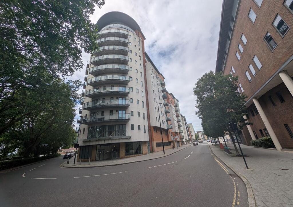 Main image of property: Flat 63 Oceana Boulevard, Briton Street, Southampton, Hampshire, SO14 3HU