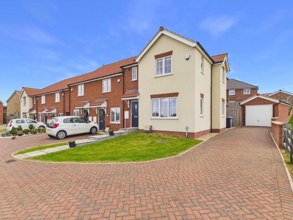 3-bed terraced on 52 Revesby Lane, Horncastle, £249,950
